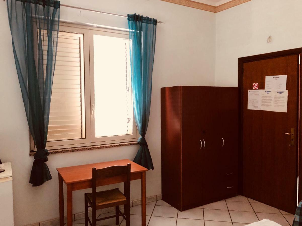 B&B Padre Pio Mascali Eksteriør bilde